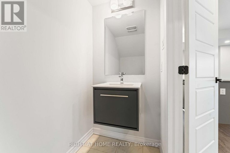 29129692/721-rouncey-road/emerald-meadowstrailwest/ottawa/ontario/K2V0S5_16