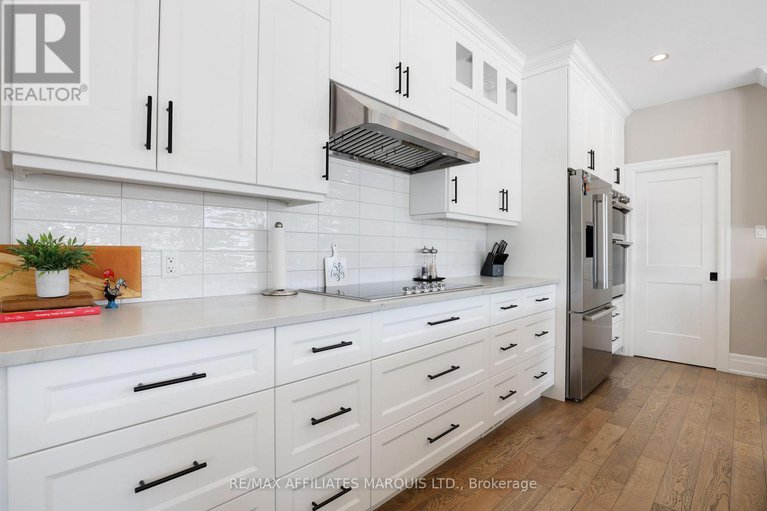 29355024/18150-st-laurent-boulevard/south-glengarry-charlottenburgh-twp/south-glengarry/ontario/K6H0G7_13