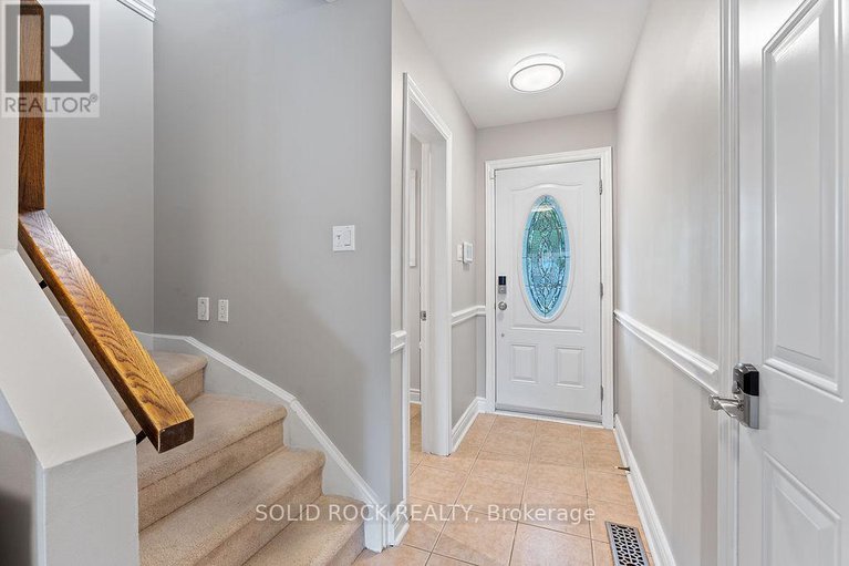 28763469/33-benlark-road/on-the-green/ottawa/ontario/K2J2L5_7