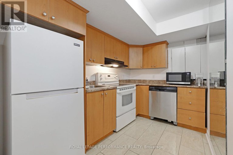 28379305/2782-grand-vista-circle/half-moon-bay/ottawa/ontario/K2J0W5_35