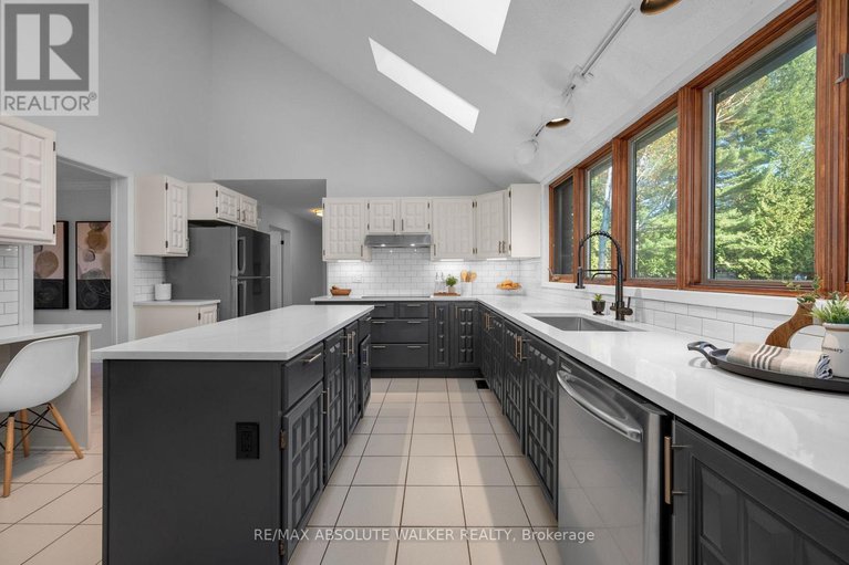 29051977/108-margaret-anne-drive/huntley-ward-south-east/ottawa/ontario/K0A1L0_17