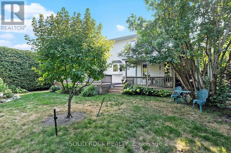 28850982/18-falk-avenue/knollsbrook/ottawa/ontario/K2J1L1_37