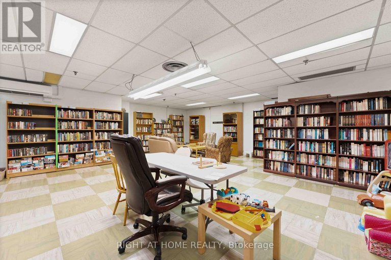 29249708/311-665-bathgate-drive/carson-meadows/ottawa/ontario/K1K3Y4_29