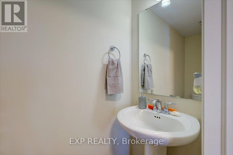 29655325/461-meadowhawk-crescent/half-moon-bay/ottawa/ontario/K2J5W8_14