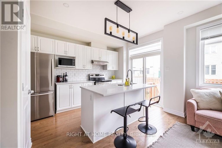 28665277/116-vendome-street/avalon-west/ottawa/ontario/K4A3W4_6