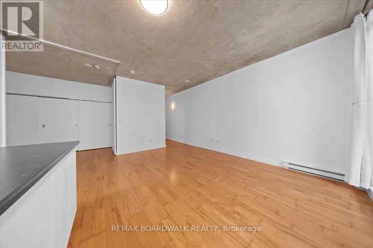 29579530/201-179-george-street/lower-townbyward-market/ottawa/ontario/K1N1J8_15