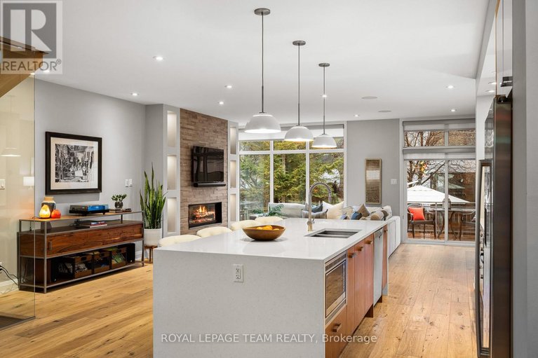 29621078/2173-workman-avenue/westboro-west/ottawa/ontario/K2A0A7_11