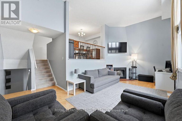 29352872/8-3205-uplands-drive/hunt-club-woods/ottawa/ontario/K1V9T3_5