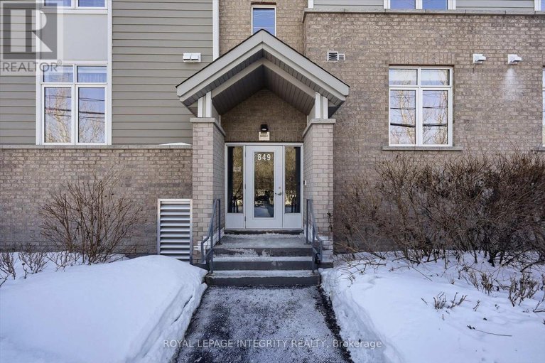 29425303/c-849-blackcomb-private/elmvale-acres/ottawa/ontario/K1G4E4_2