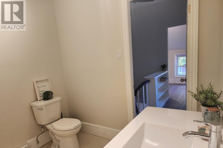 28979025/12-oak-street/lancaster/south-glengarry/ontario/K0C1N0_21