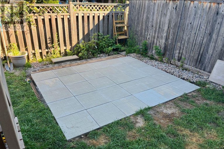 29634185/166-lily-pond-street/emerald-meadowstrailwest/ottawa/ontario/K2M0J5_32