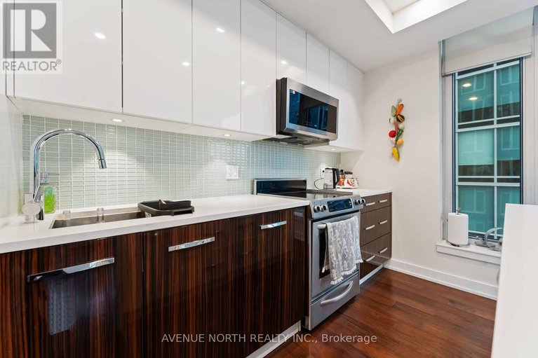 29078371/601-111-champagne-avenue-s/west-centre-town/ottawa/ontario/K1S5V3_15