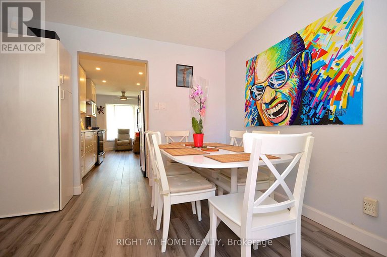 28476739/77-winchester-drive/glencairnhazeldean/ottawa/ontario/K2L2R3_13