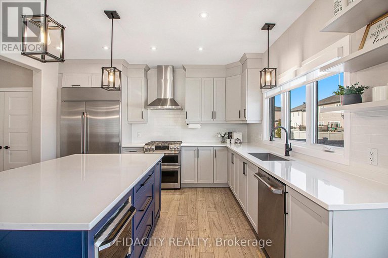 29112456/649-misty-street/village-of-russell/russell/ontario/K4R0E7_15