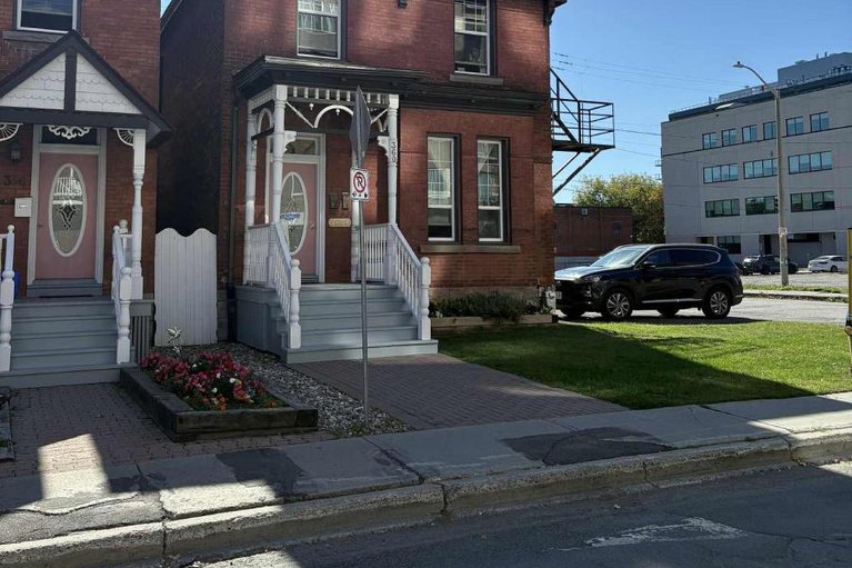 29042632/360-gilmour-street/ottawa-centre/ottawa/ontario/K2P0R3_7