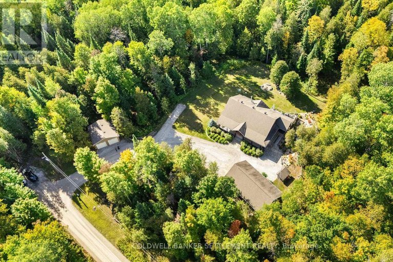 29662330/3124-mcdonalds-corners-road-road/lanark-highlands-dalhousie-twp/lanark-highlands/ontario/K0G1K0_34