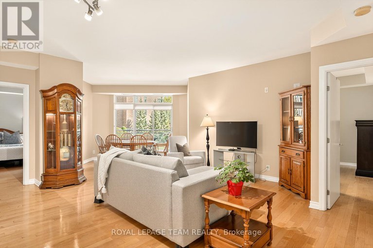 29002643/230-205-bolton-street/lower-townbyward-market/ottawa/ontario/K1N1K7_2