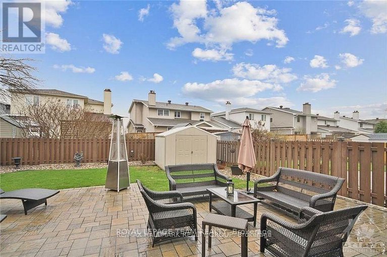 28879068/35-ivylea-street/craig-henrywoodvale/ottawa/ontario/K2G4X1_32