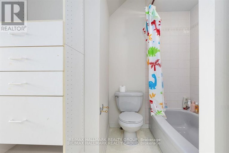 29662380/1404-montresor-way/fallingbrookridgemount/ottawa/ontario/K4A3C5_38