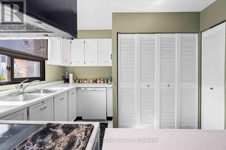 28941836/303-40-arthur-street/west-centre-town/ottawa/ontario/K1R7T5_24