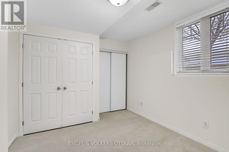 29076866/270-espin-heights/stonebridge/ottawa/ontario/K2J0Y8_22