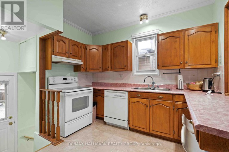 29118509/318-shakespeare-street/vanier/ottawa/ontario/K1L5M2_12