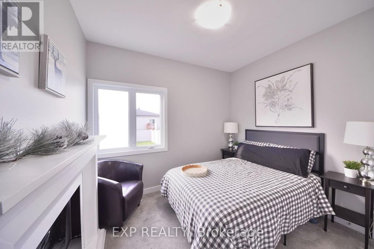 29674453/92-chateauguay-street/embrun/russell/ontario/K0A1W0_14