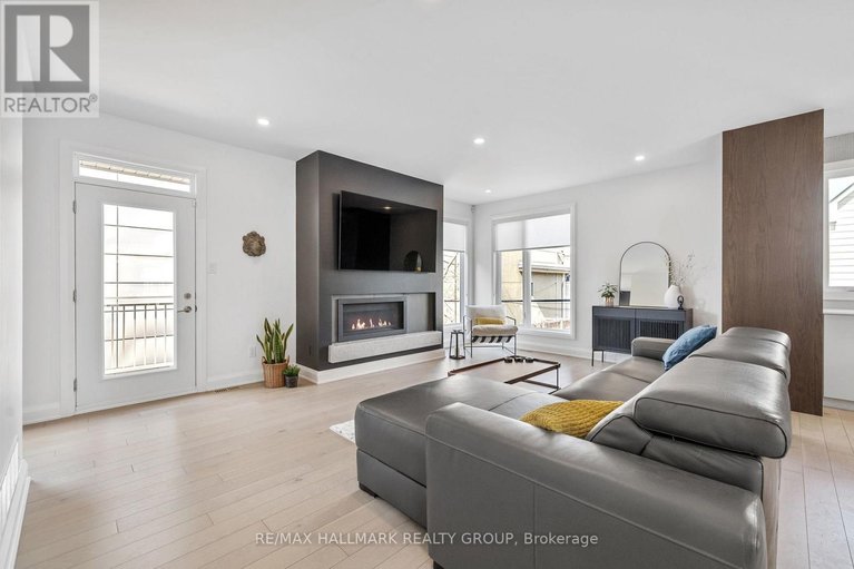 29595159/101-tay-street/westboro-west/ottawa/ontario/K2A2H1_15