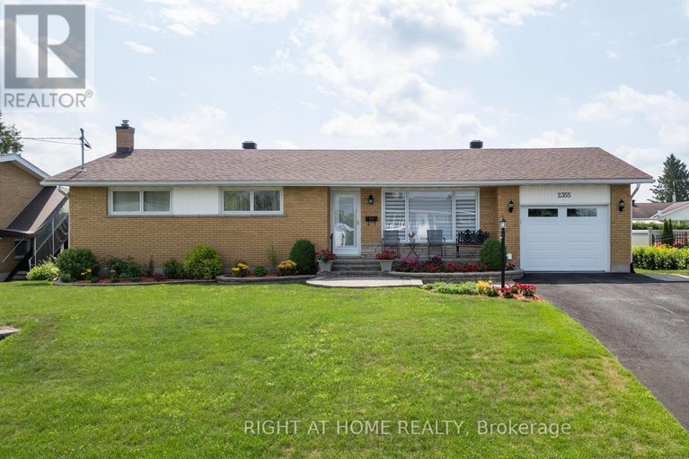 28599787/2355-raymond-street/town-of-rockland/clarence-rockland/ontario/K4K1K3_1