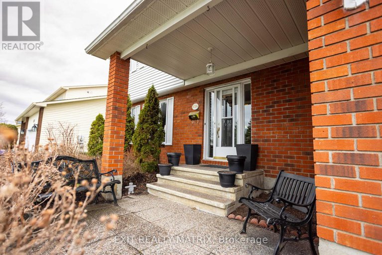 28213004/124-menard-street/embrun/russell/ontario/K0A1W1_3