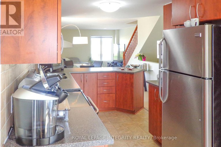 28978671/176-chapman-mills-drive/strandherd/ottawa/ontario/K2J0B8_9