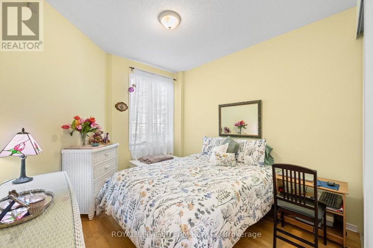 28475443/25-trump-avenue/central-park/ottawa/ontario/K2C4A7_24
