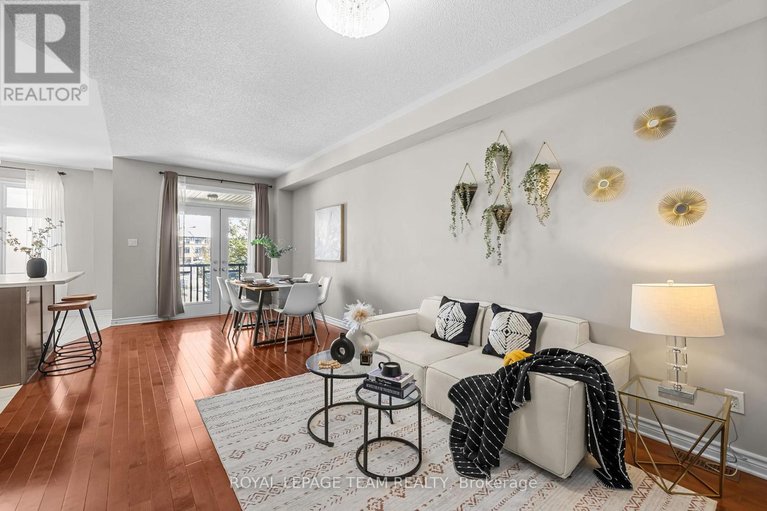 29563472/92-stockholm-private/riverside-southgloucester-glen/ottawa/ontario/K4M0G9_6