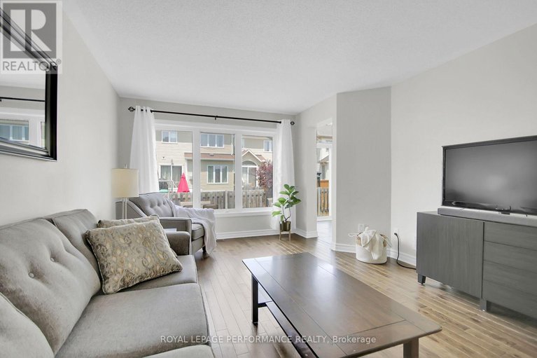 28636088/895-ashenvale-way/avalon-east/ottawa/ontario/K4A0R8_14
