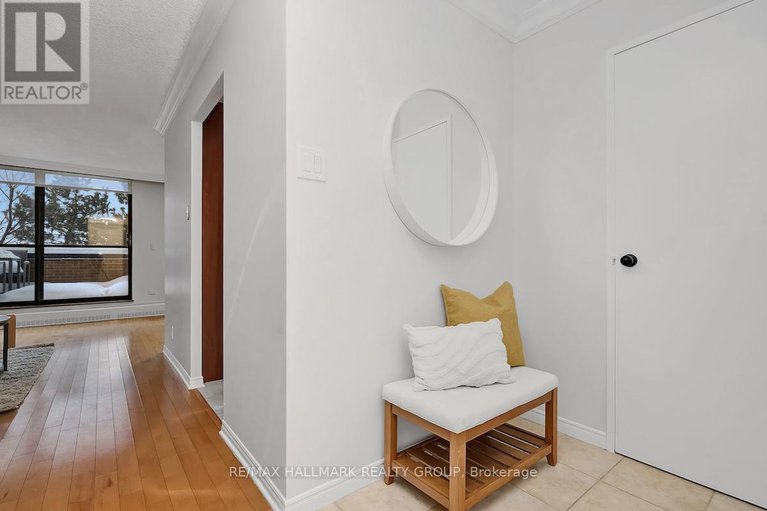 29355188/330-515-st-laurent-boulevard/viscount-alexander-park/ottawa/ontario/K1K3X5_5