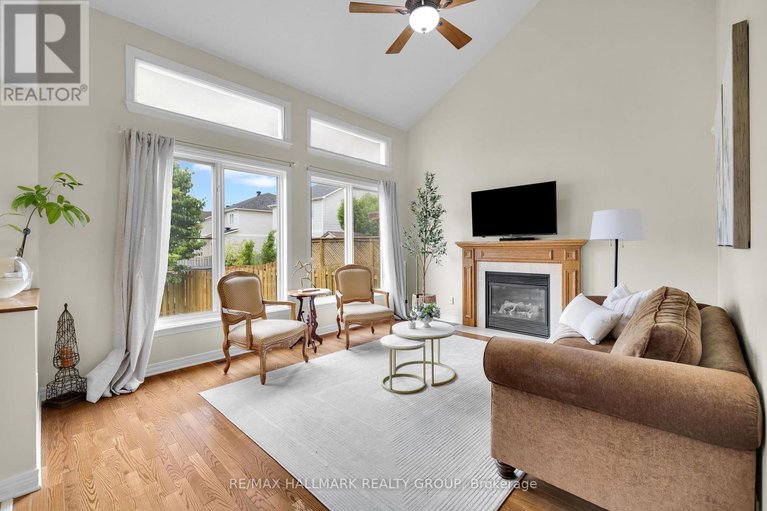28492504/1924-lobelia-way/springridgeeast-village/ottawa/ontario/K4A4R1_12