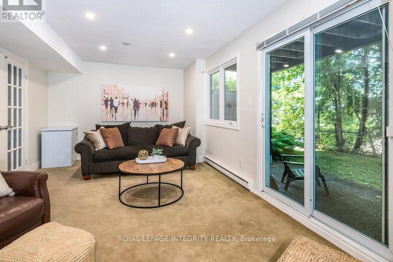 28626251/27-655-richmond-road/woodroffe/ottawa/ontario/K2A3Y3_26