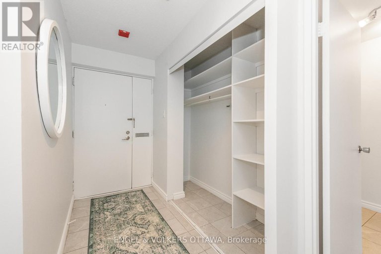 28759787/8-1356-meadowlands-drive-e/borden-farmstewart-farmcarleton-heightsparkwood-hills/ottawa/ontario/K2E6K6_7