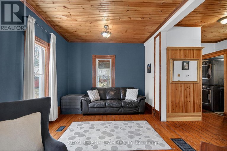 29560041/12332-county-rd-5-road/south-dundas-williamsburgh-twp/south-dundas/ontario/K0C2H0_11