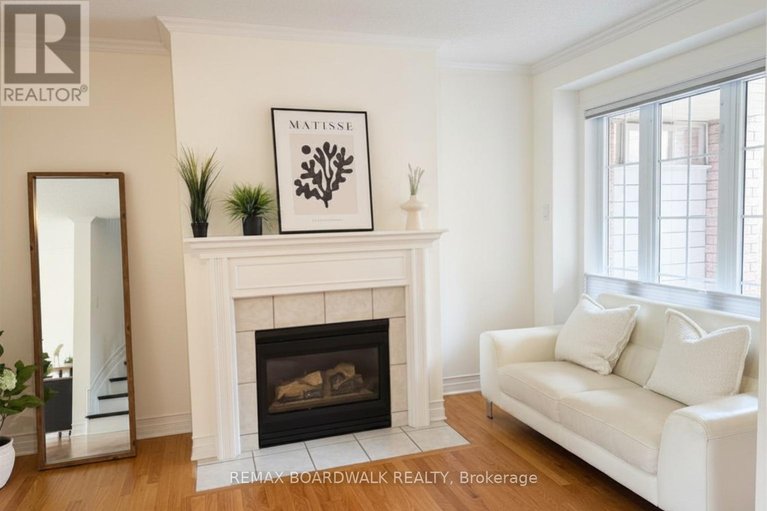 29678425/42-college-circle/castle-heights/ottawa/ontario/K1K4R8_6