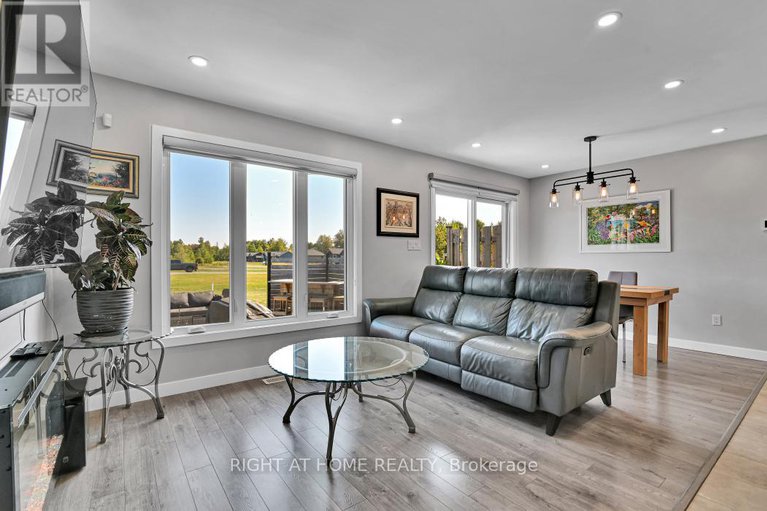 28876721/209-etienne-street/clarencerockland-twp/clarence-rockland/ontario/K0A1E0_11