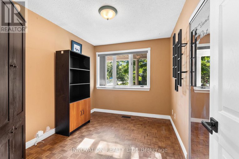 28847370/2931-ahearn-avenue/britannia/ottawa/ontario/K2B7A2_16