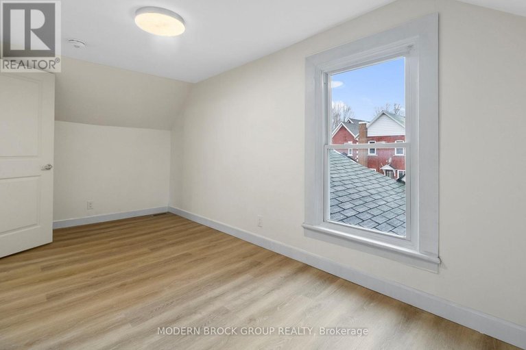 29541338/108-george-street/brockville/brockville/ontario/K6V3V9_29