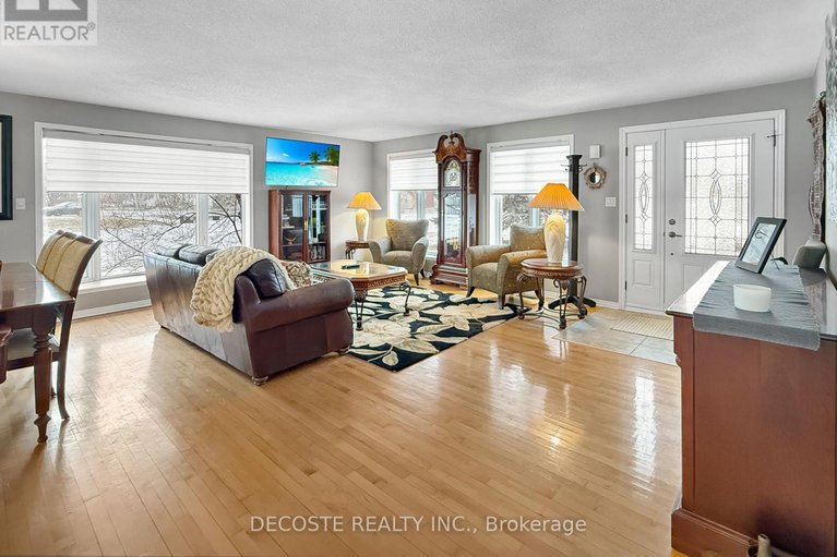 29501033/6298-maclean-court/south-glengarry-lancaster-twp/south-glengarry/ontario/K0C1E0_13