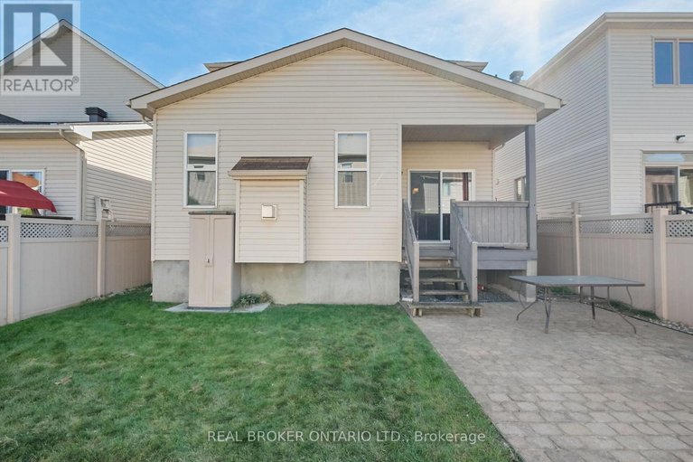 28965142/1017-fieldfair-way/notting-hillsummerside/ottawa/ontario/K4A0E4_31
