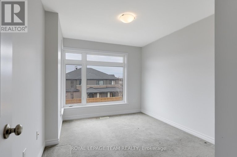 29464154/840-clapham-terrace/stittsville-south/ottawa/ontario/K2S2N8_36
