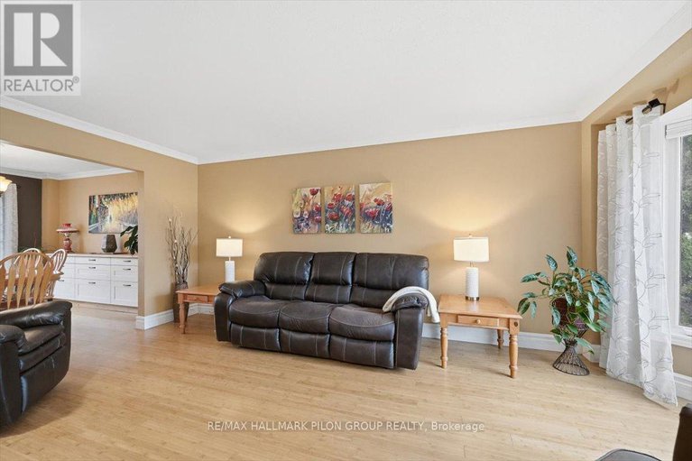 29075246/6464-beausejour-drive/chateauneuf/ottawa/ontario/K1C4V8_13