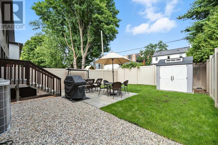 29455471/559-mutual-street/castle-heights/ottawa/ontario/K1K1C5_34