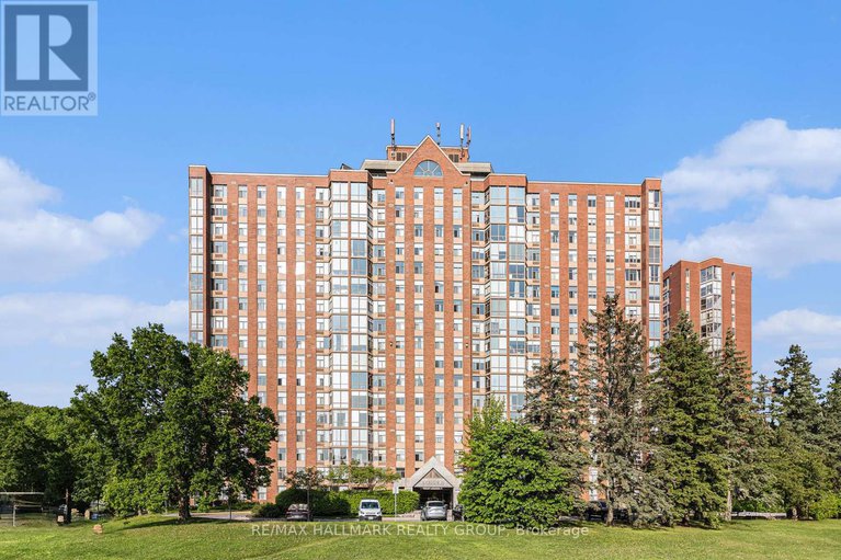 28411998/1407-2759-carousel-crescent/emerald-woodssawmill-creek/ottawa/ontario/K1T2N5_35