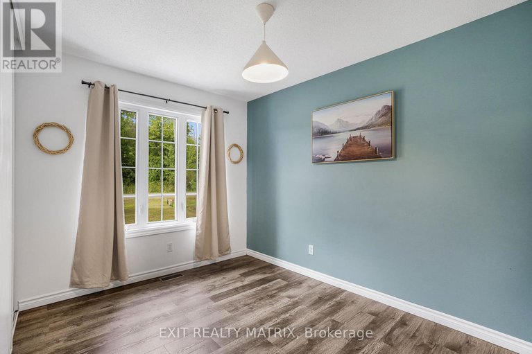 28762033/534-de-la-bergerie-road/lorignal/champlain/ontario/K0B1K0_17